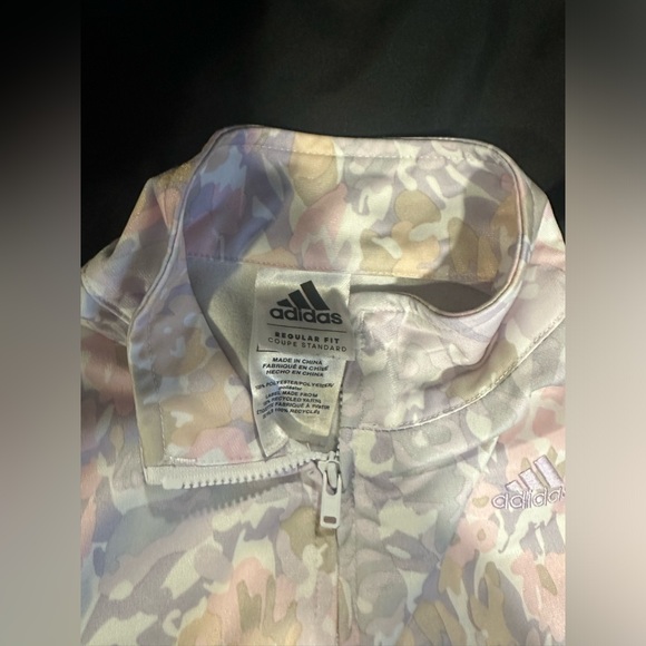 Little Girls Adidas Tracksuit Size 5 - Picture 6 of 9